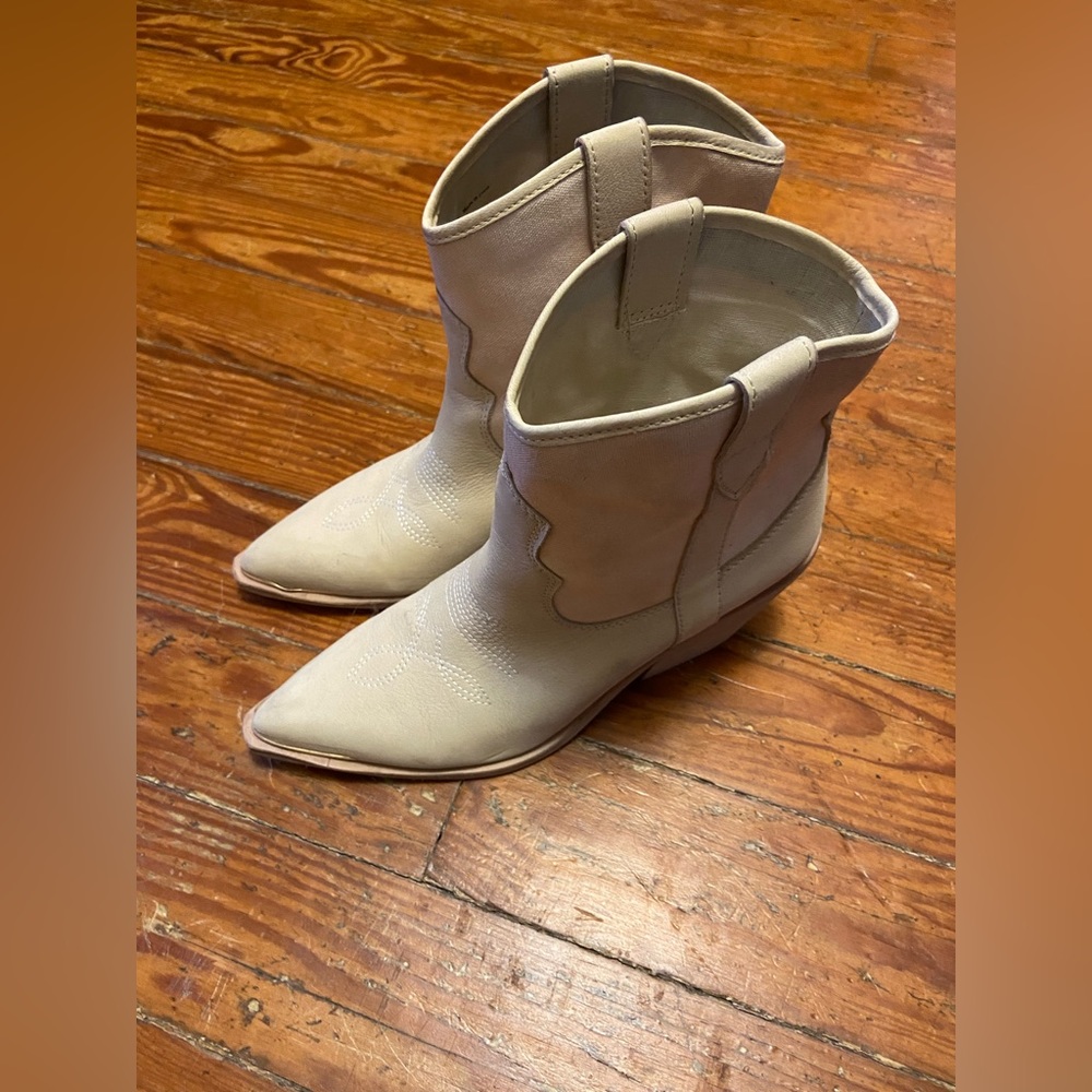 Dolce Vita Western White Leather Boots 9.5